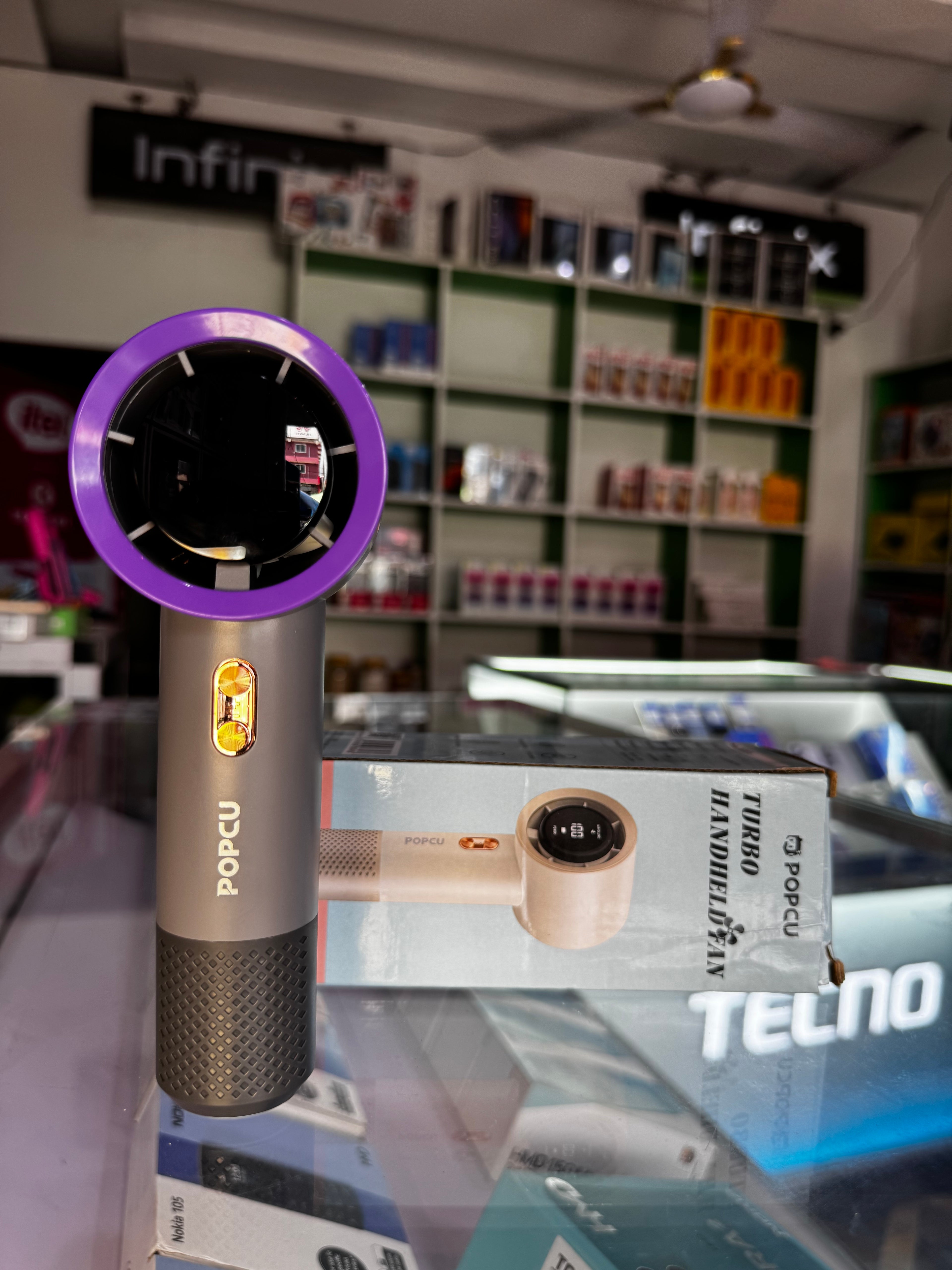 Handheld fan