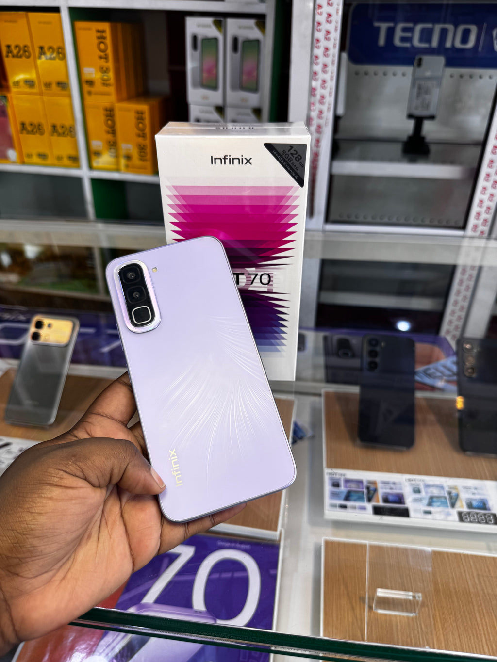 Infinix Hot70