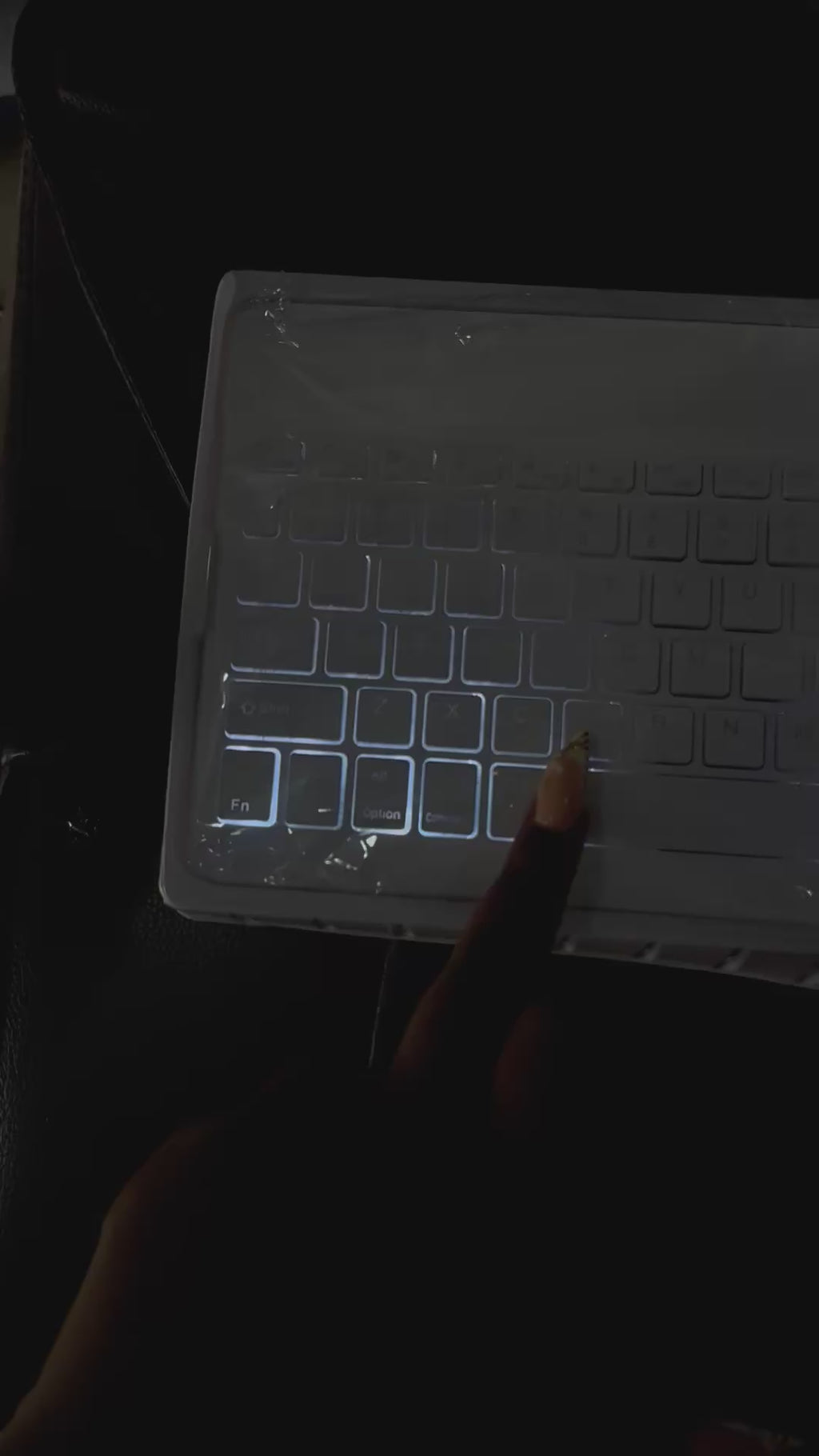 Universal keyboard with backlight